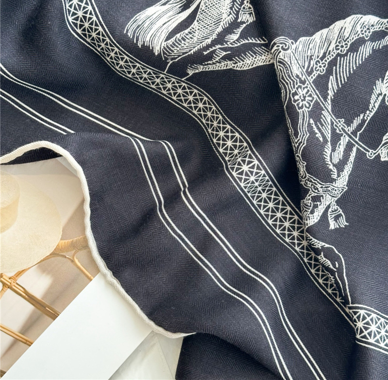 Sciarpa in misto seta di lana  - Accessories Brand For Women recensione e prezzo